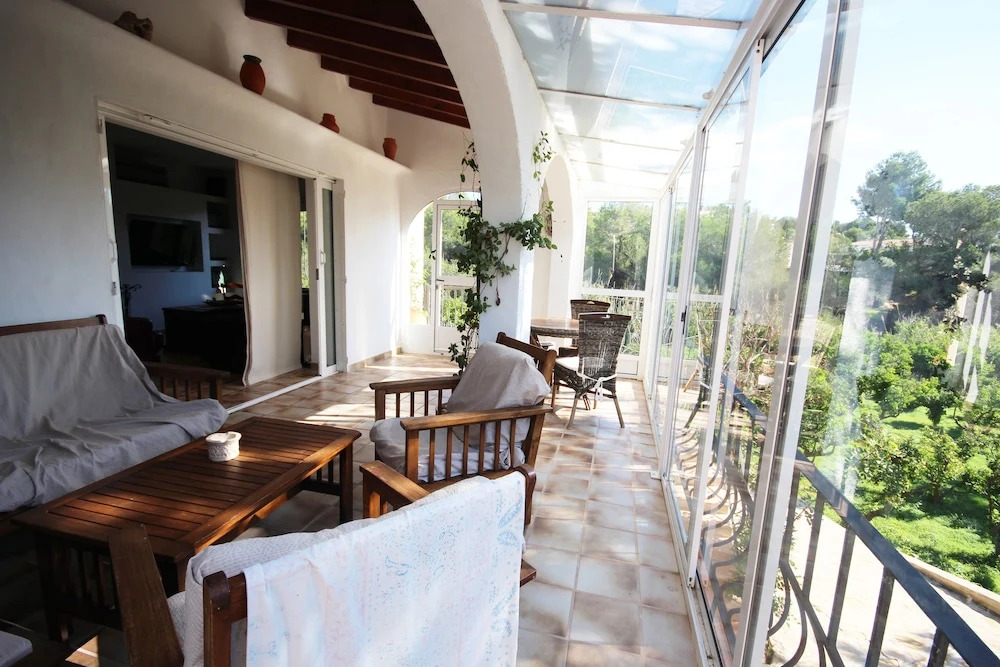 Private & Luxurious Villa With Pool - Lots of Space & Short Walk to the Sea