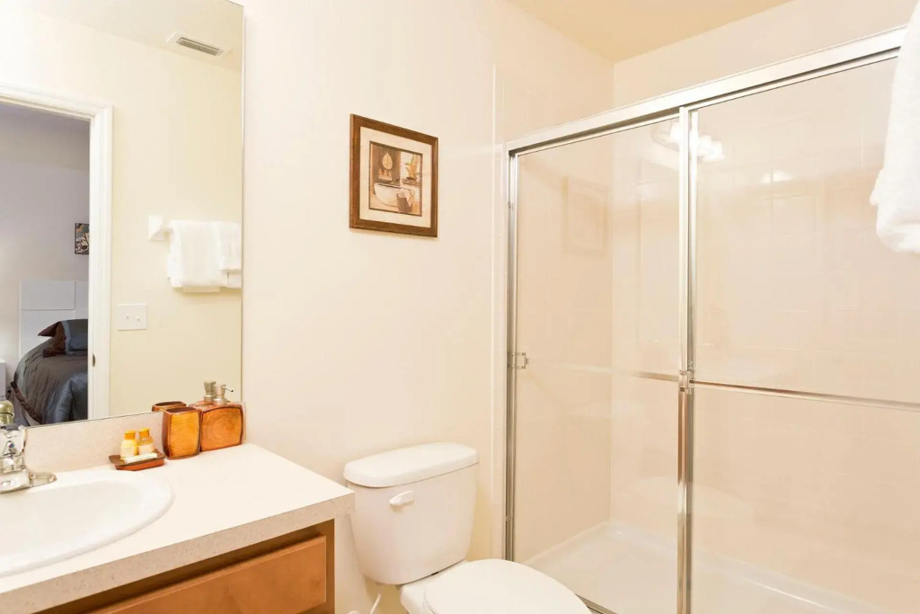 3Br 3Bath Townhome BBQ Pool 15min Disney 1291ft