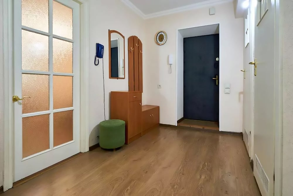 Апартаменты Home-Hotel, ул. Нижний Вал, 41-1