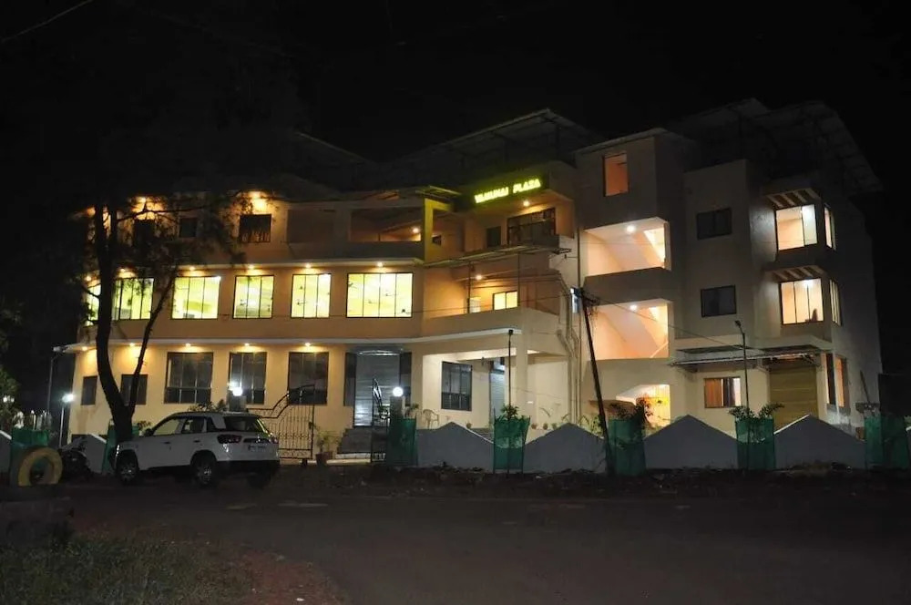 Hotel Pride Residency