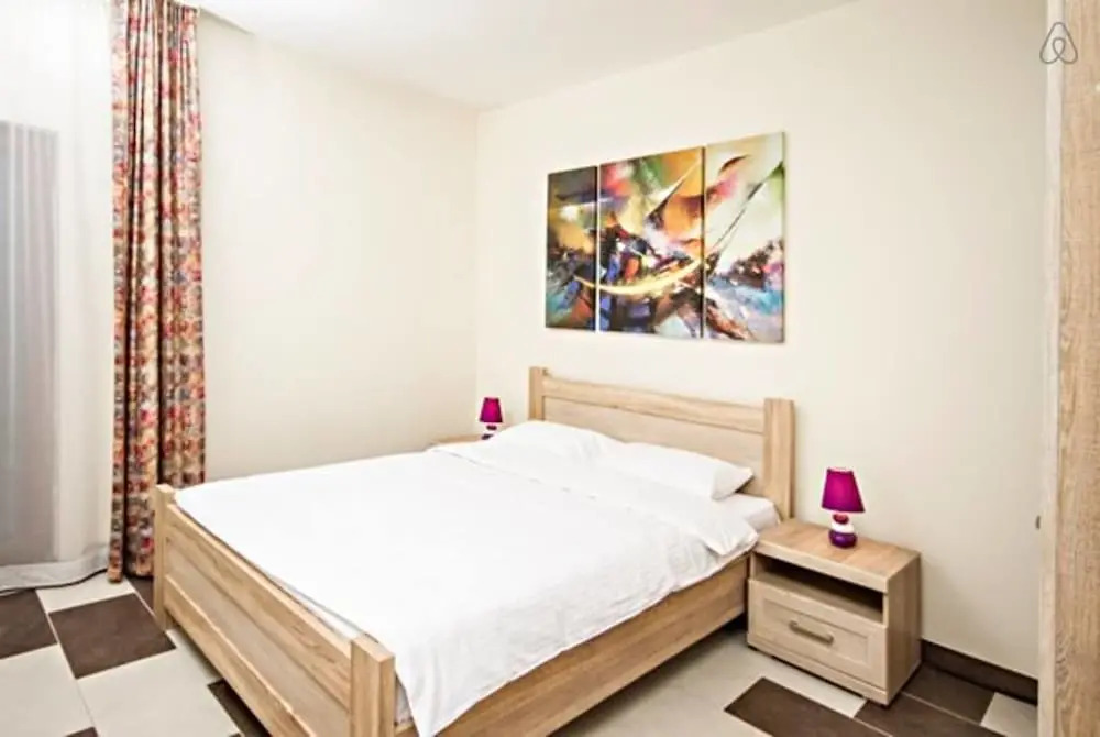 Apartments Ljoljic