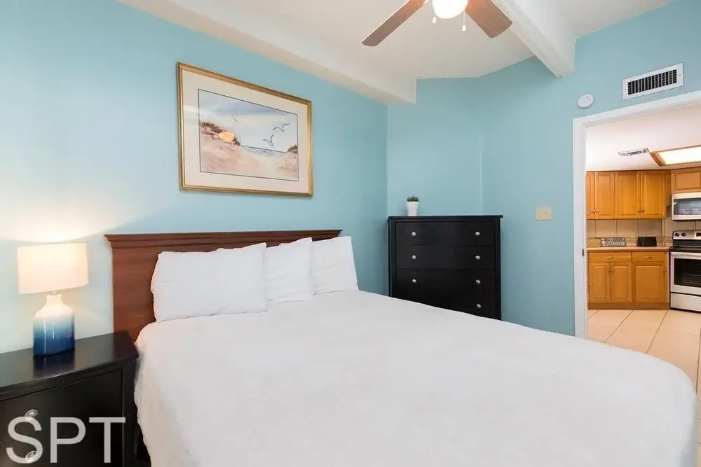 Aquarius 408 2 Bedroom Condo by RedAwning