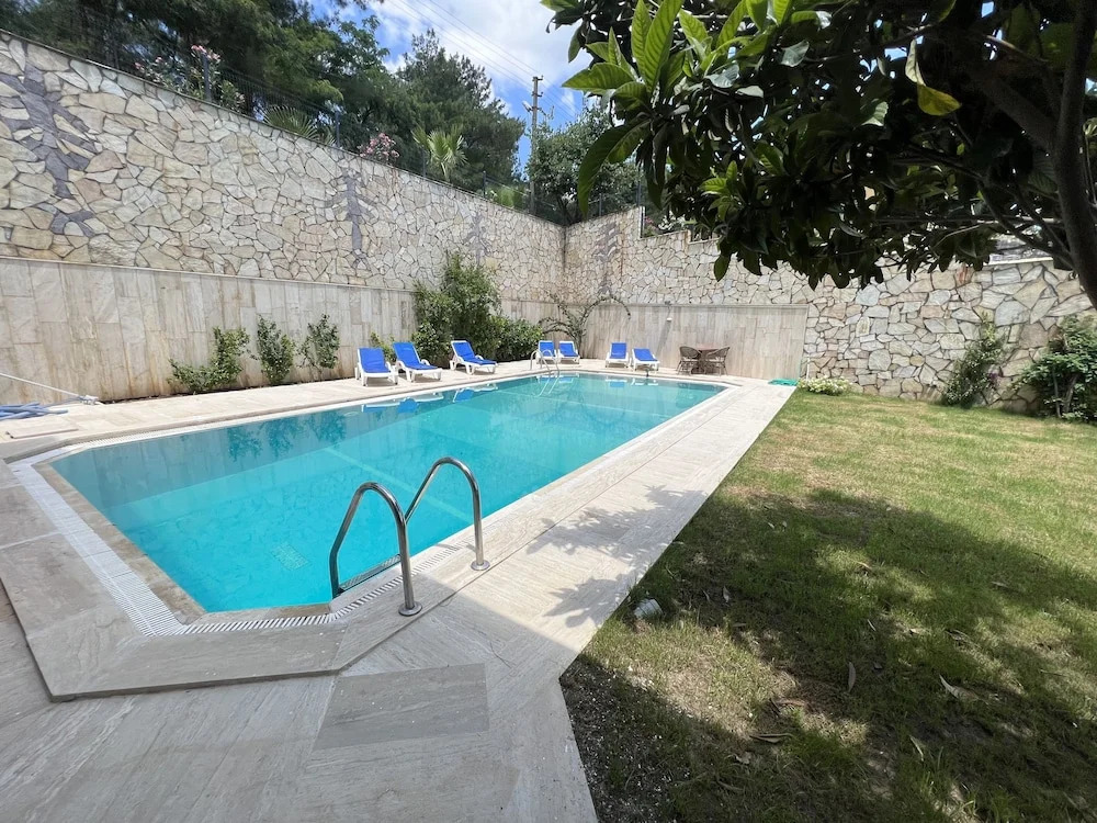 Апарт-отель White Suites Icmeler