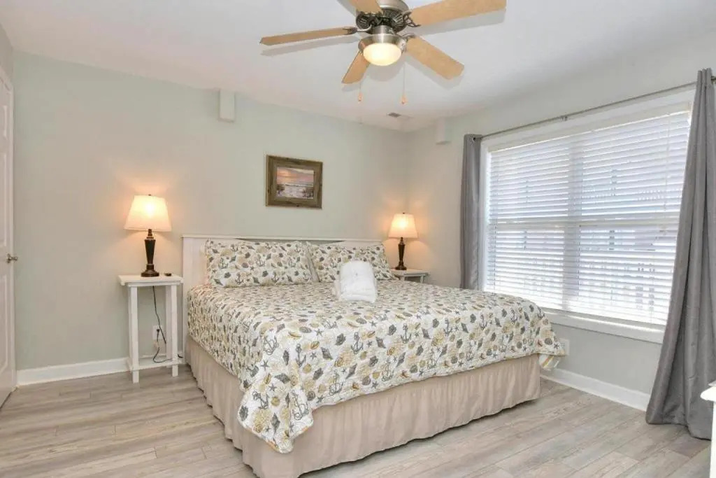 Ocean Walk 6204-Anchors Away