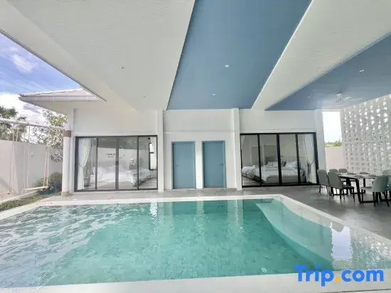 The Botany Pool Villa