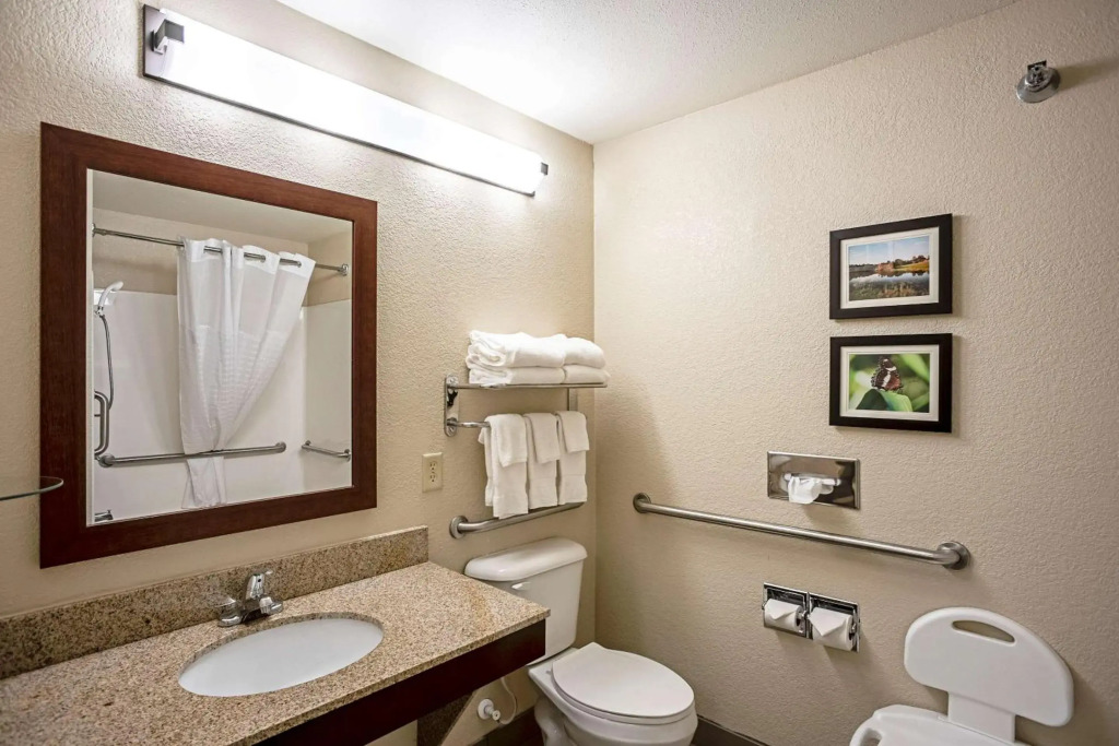 Comfort Inn & Suites Independence