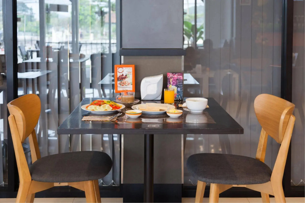 Le Park Hotel