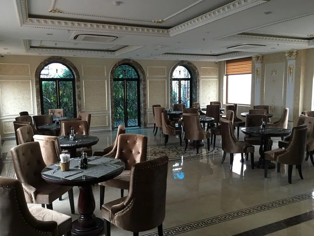 Phuc Anh Hotel