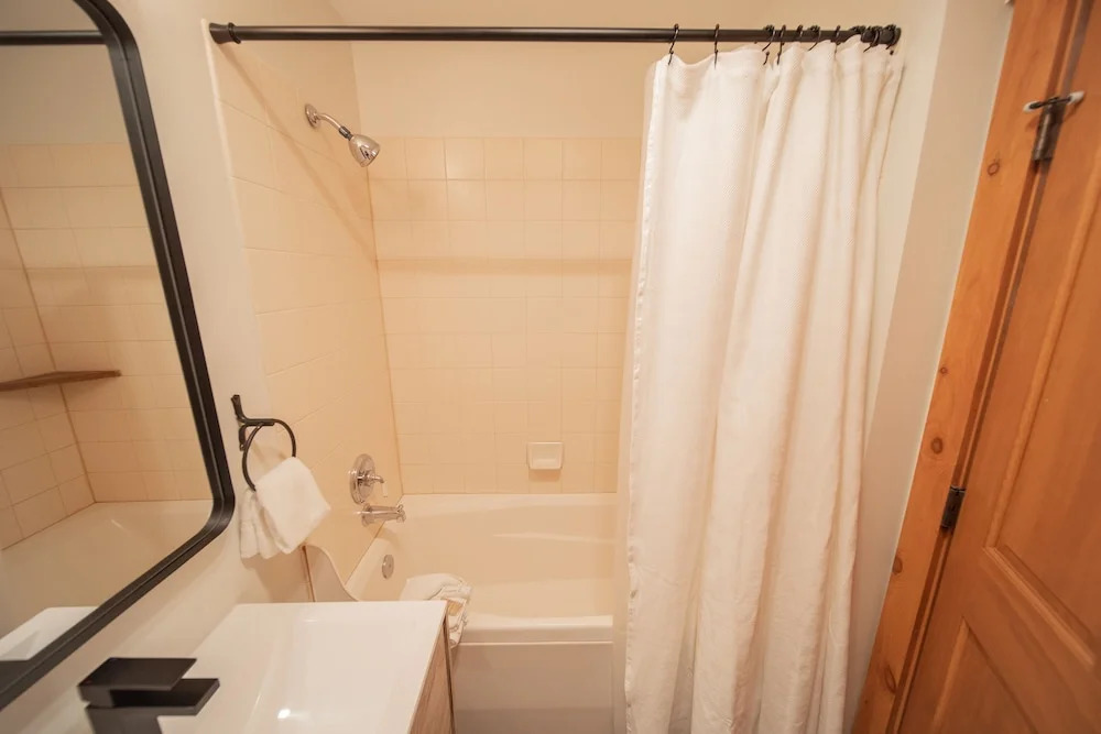 Expedition Station 8561 by SummitCove Vacation Lodging