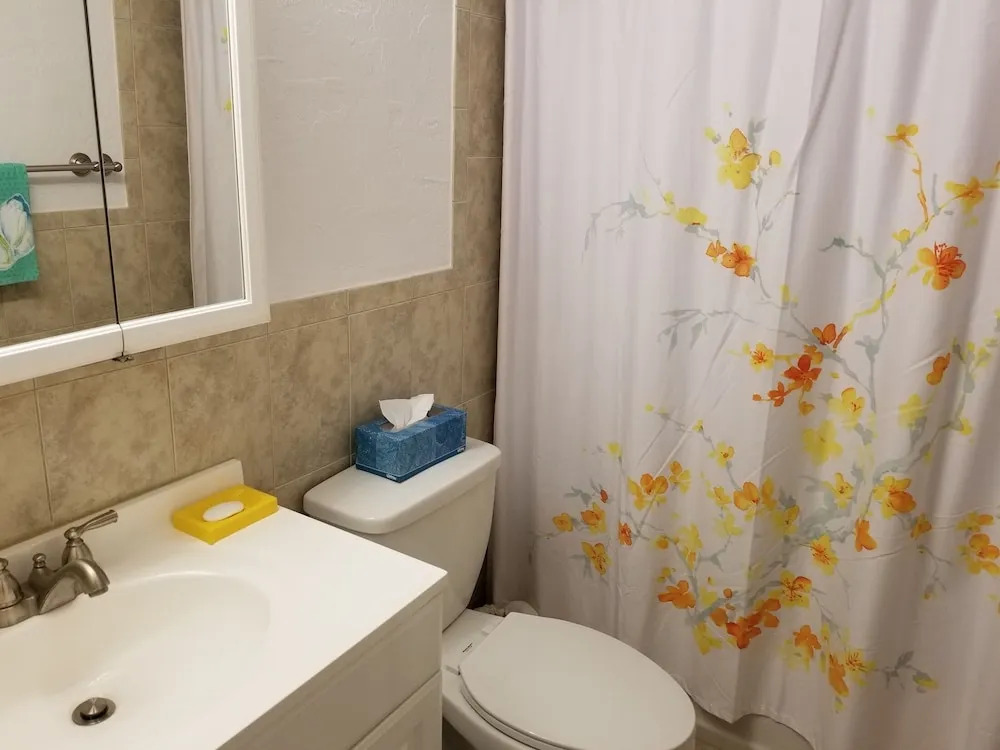 Island House D224 Condo