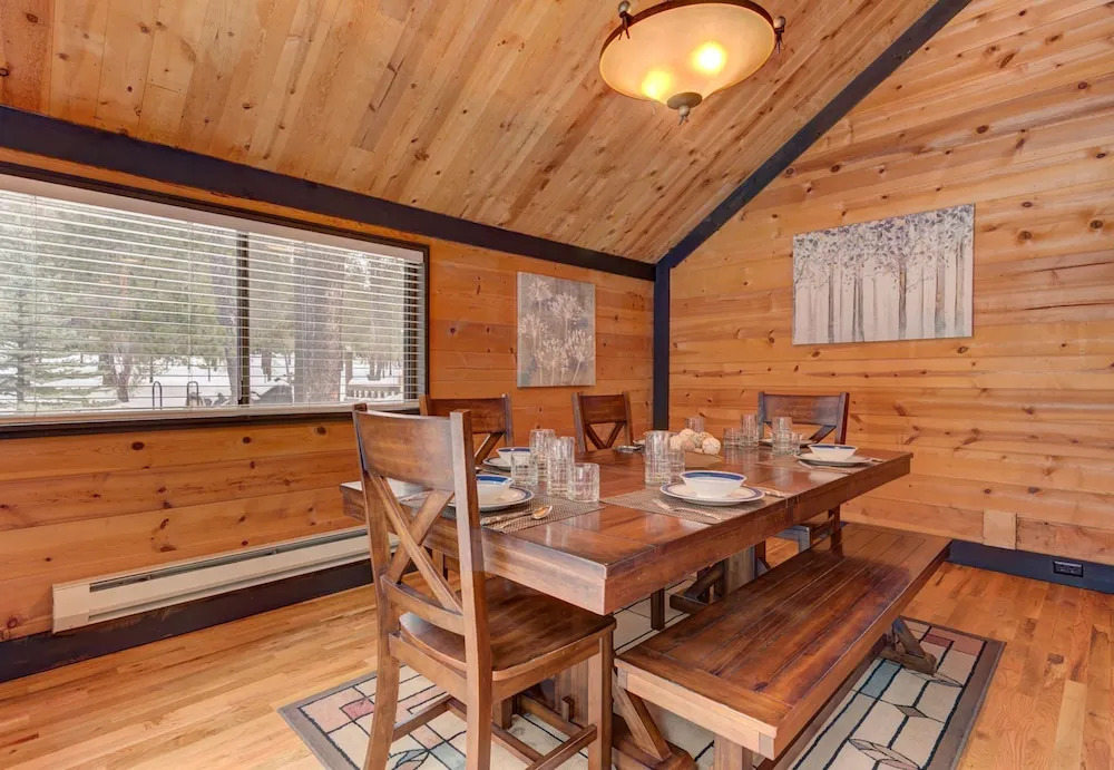 Pole House #14 by Village Properties at Sunriver