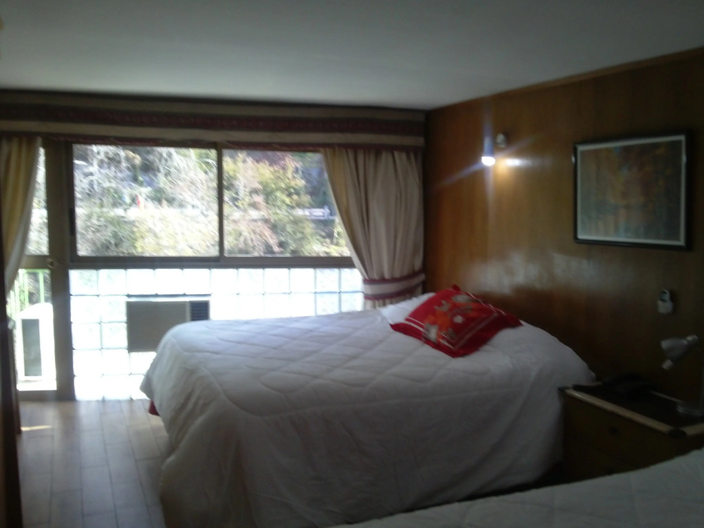 Windsor Suites Hotel
