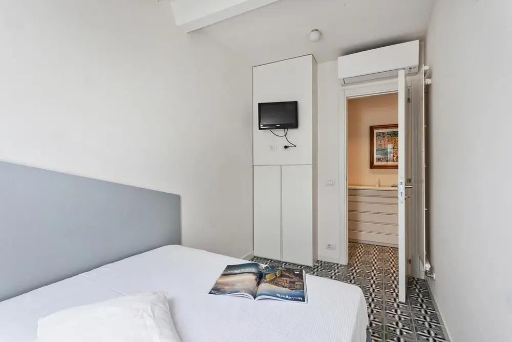 Luxury Central Design Apartment