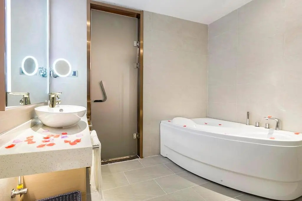 Lavande Hotels Nanchang Liantang Xiaolan Industrial Park