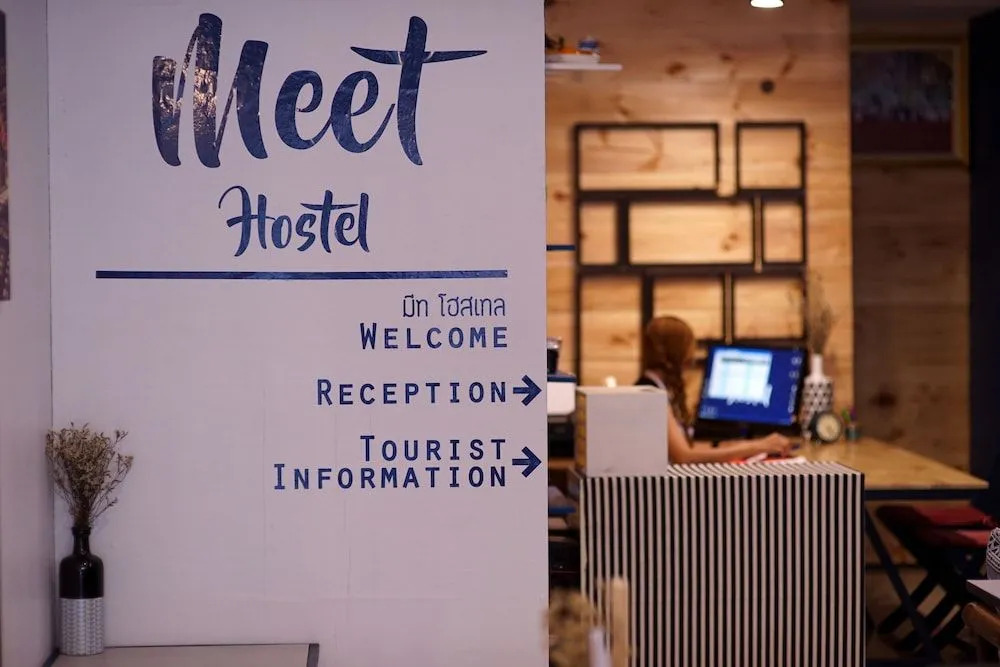 VR Meet Hostel
