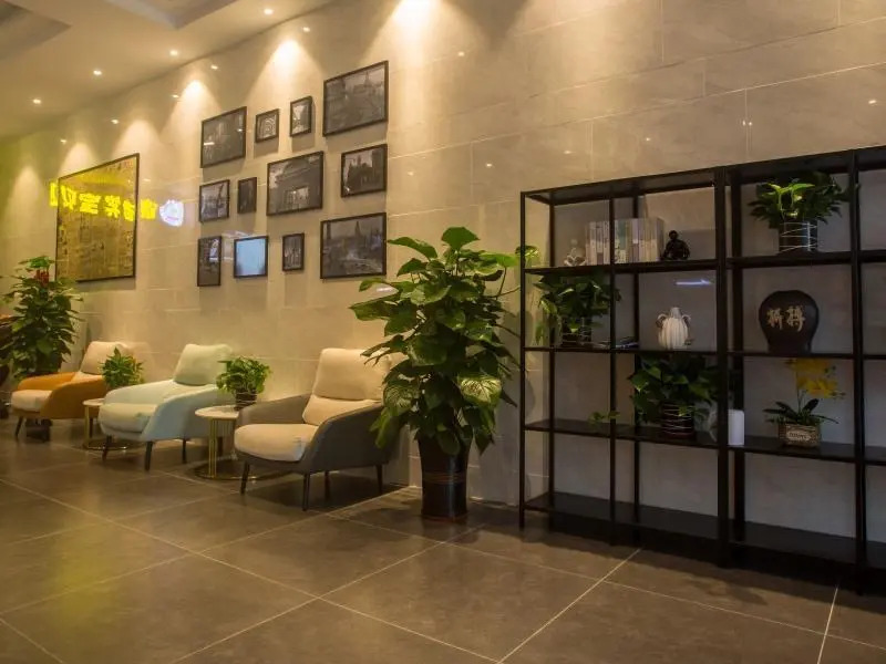 GreenTree Inn Express Hainan Haikou Haixiu Zhong Road