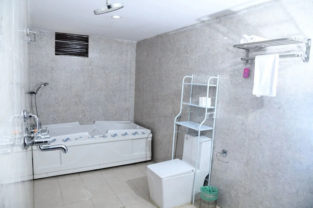 Hotel Airport Deepshree