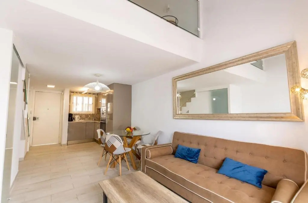 Duplex Parque Santiago 1 2A020