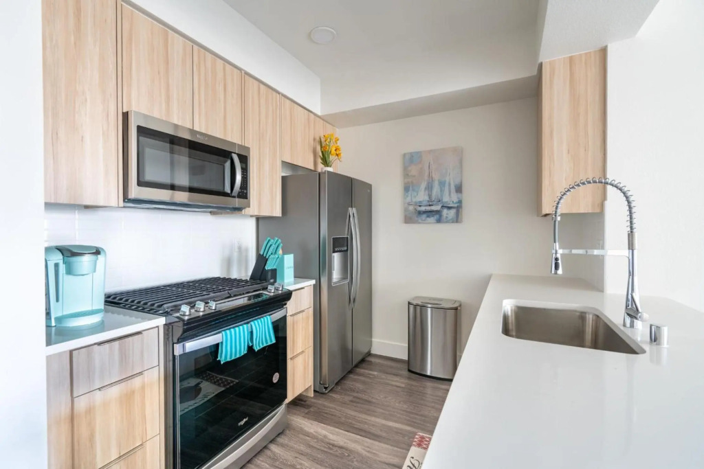 Venice Beach & Marina del Rey Apartments