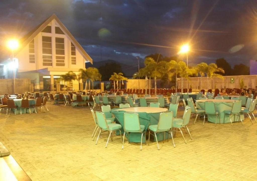 Roa Roa hotel Palu