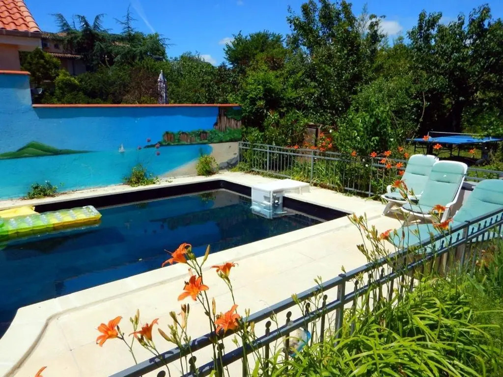 2 chambres et salle de bain un oasis de bien être Piscine
