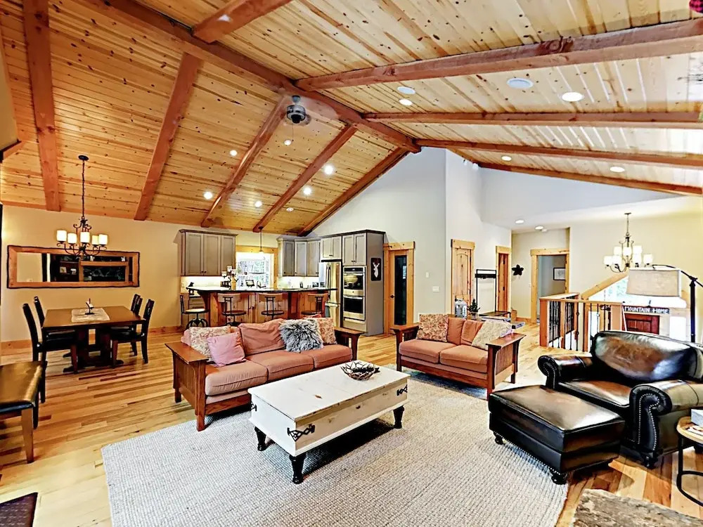 West Shore Retreat - 3 Br Home