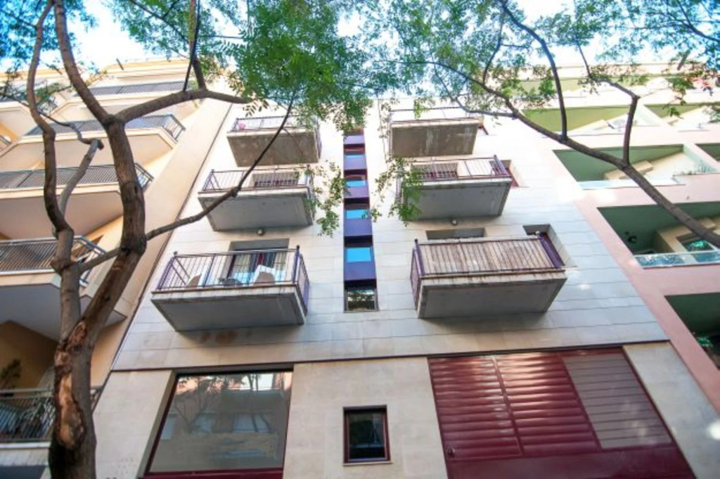Family friendly 2BR Terrace quiet street - Neo