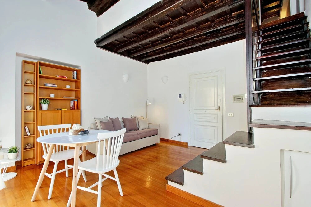 Rent In Rome - Appartamento Santa Maria