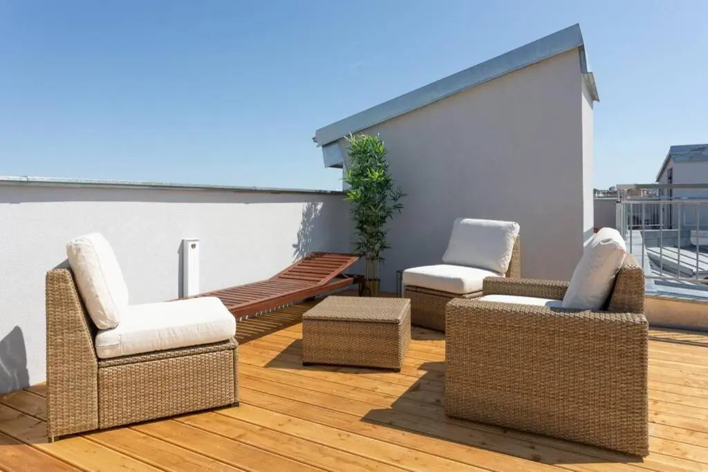 Penthouse near Schoenbrunn with large terrace! N43