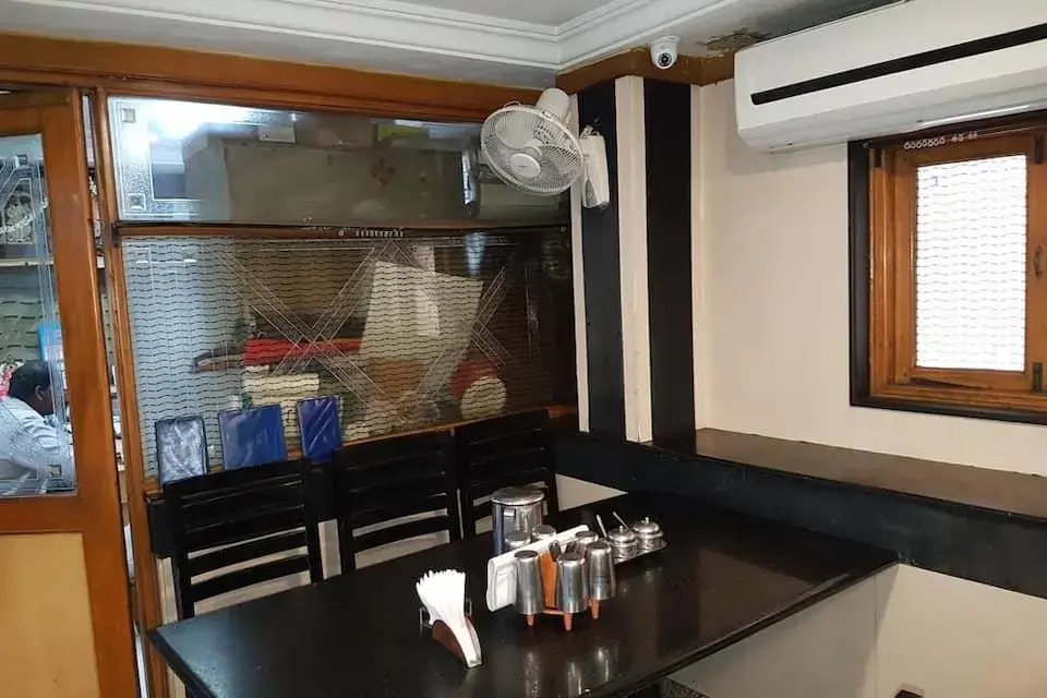 Hotel Sorrento Guest house Anna Nagar East Metro Shenoy Nagar metro budget monthly daily rooms