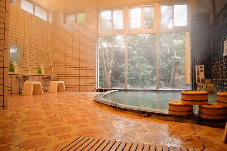 Akayu Onsen Masugataya Ryokan