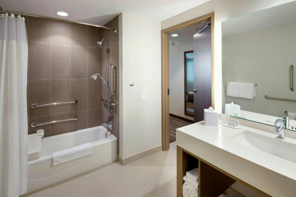 Courtyard by Marriott Knoxville West/Bearden