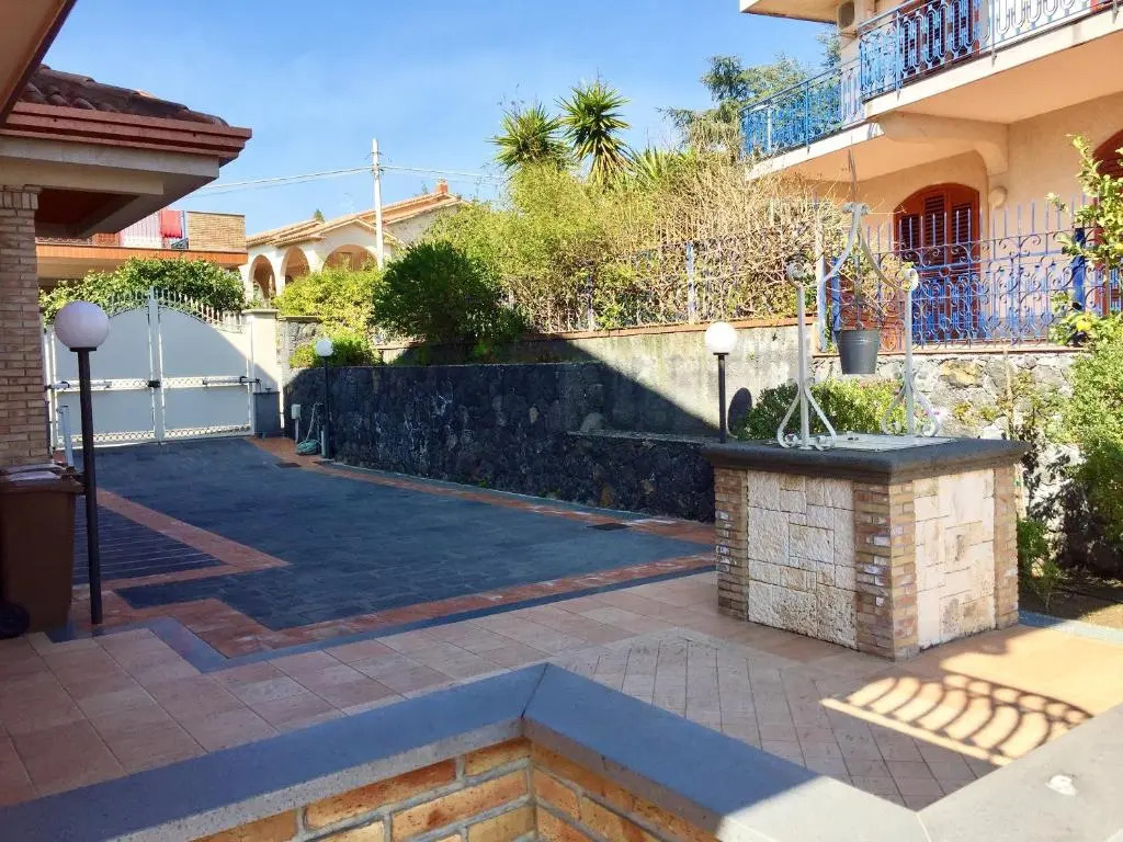 Apartment with one bedroom in Trecastagni with wonderful sea view enclosed garden and WiFi 9 km from the beach