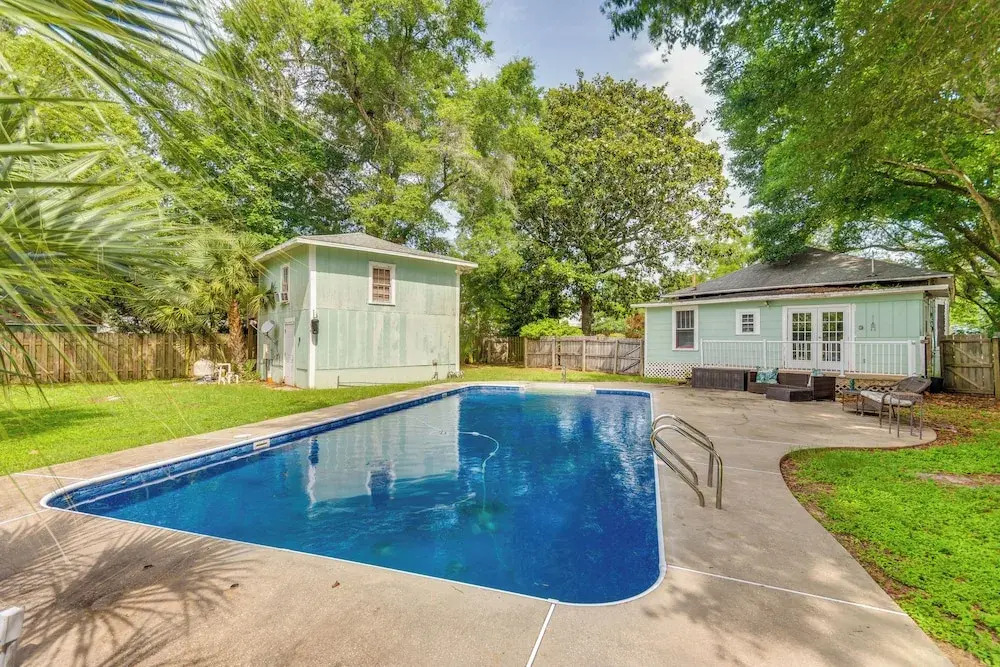 < 2 Mi to Dtwn Pensacola: Peaceful Home w/ Patio