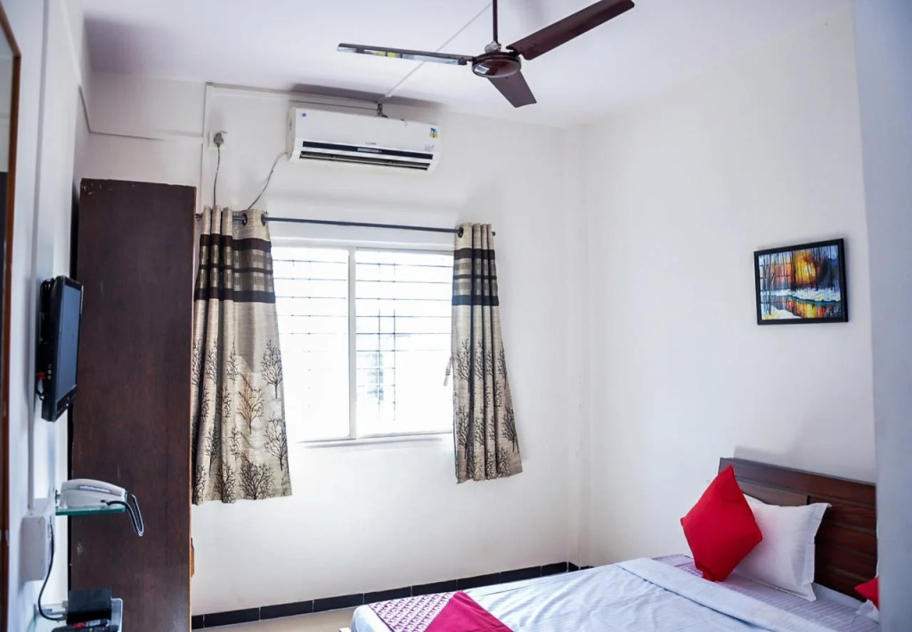 The Cloud Hotel and Resorts by OYO Rooms