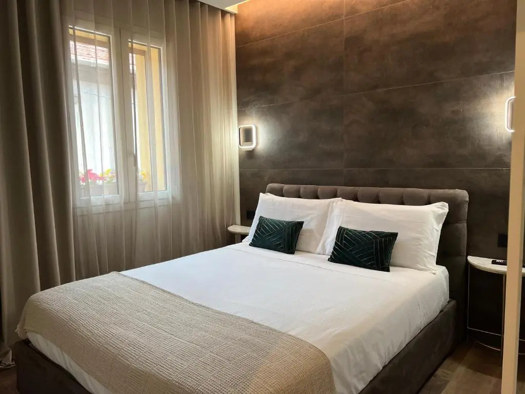 DR54 Apartments