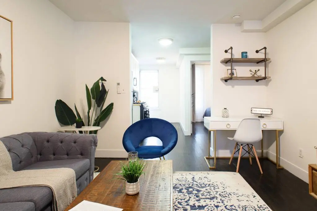 39-1 Renovated 3BR Prime Hudson Yardsarea