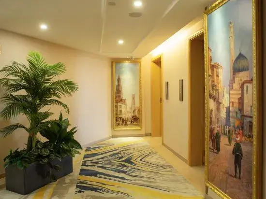 Vienna International Hotel (Huaihua City Center)