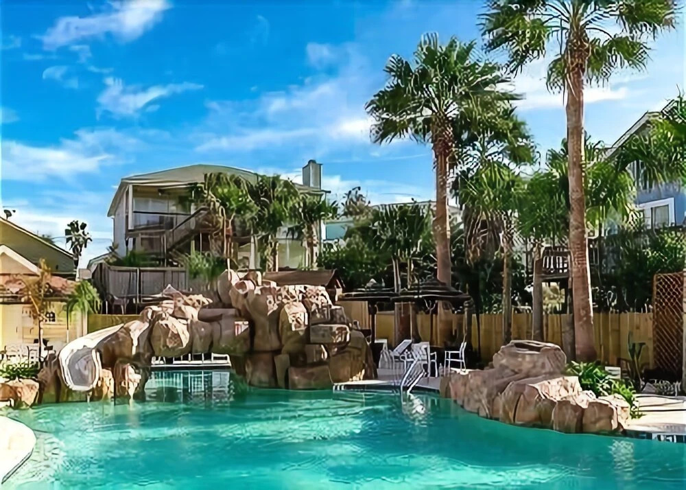 Shell Time 4 Bedroom Townhouse