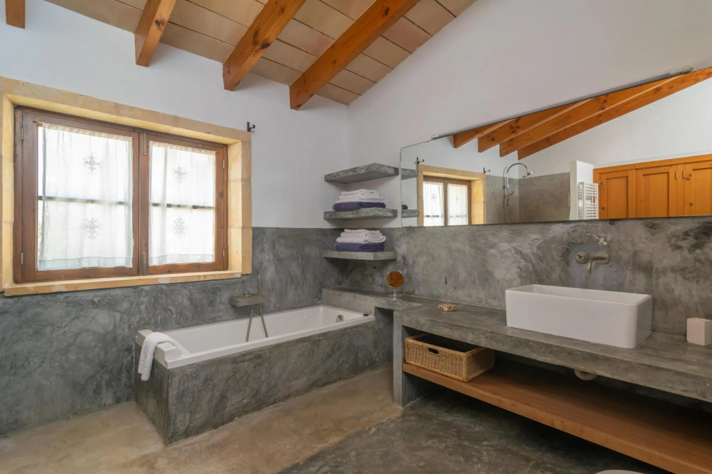 CAN PRIM 6 - Stunning villa with private pool, paradisaical  exteriors and the beach just 7 km away. Free WiFi