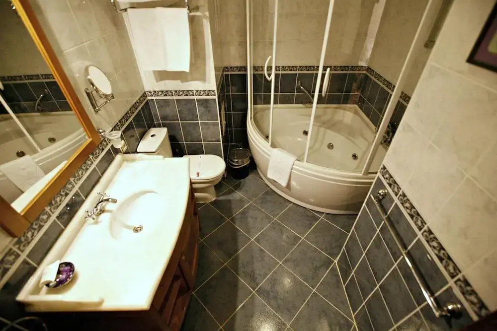 Seven Hills Boutique Hotel