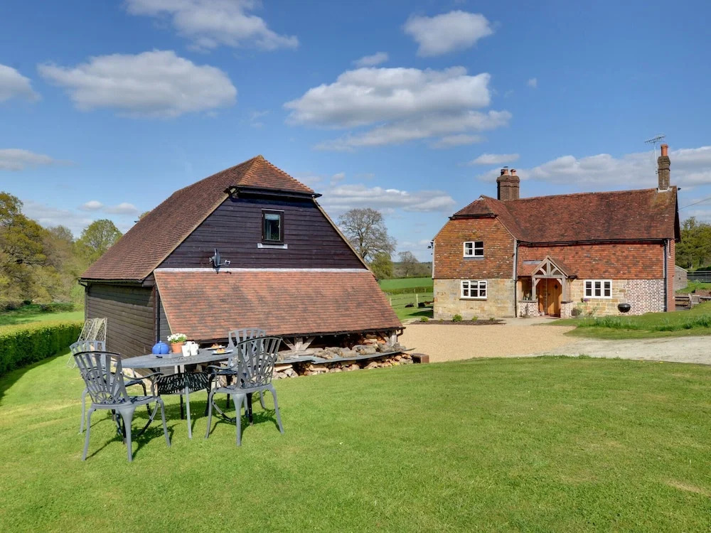 With Wonderful Views, This Could be the Most Romantic Hideaway Ever