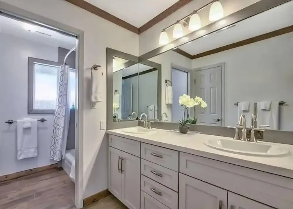 2148 Inverness Drive 3 Bedroom Home