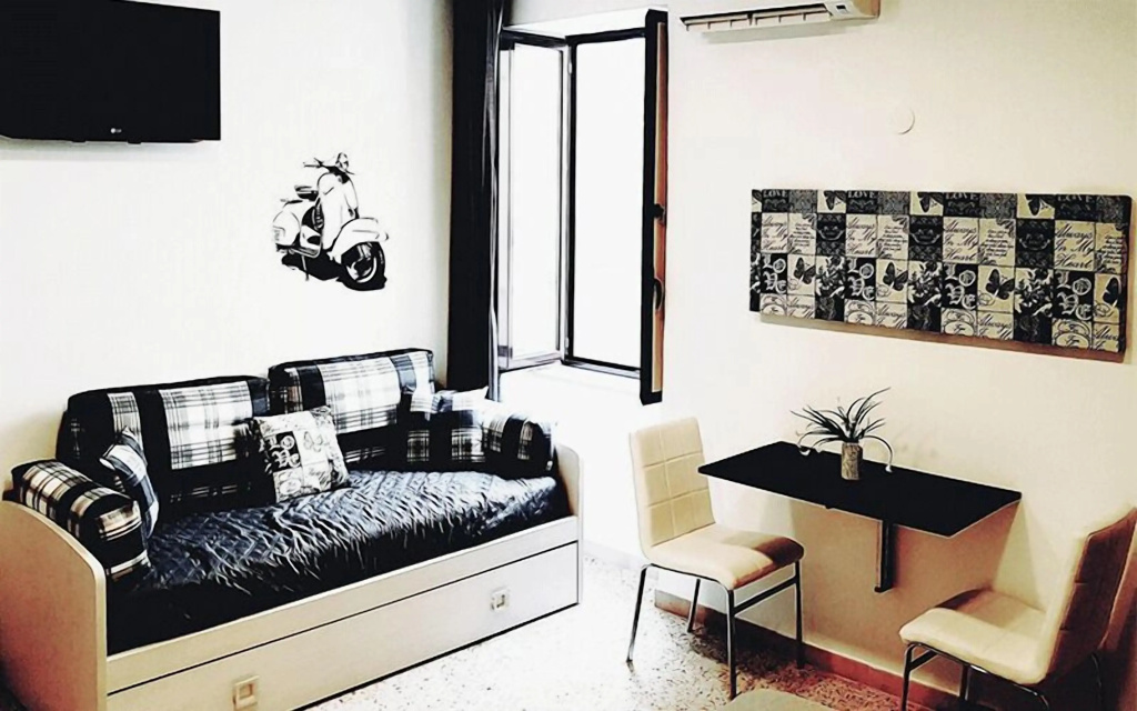 Room27
