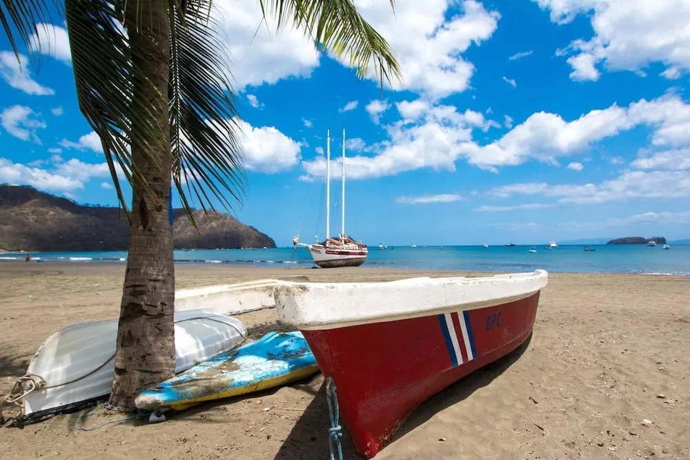 Beautiful 2BR Club-side Condo in Pacifico C503