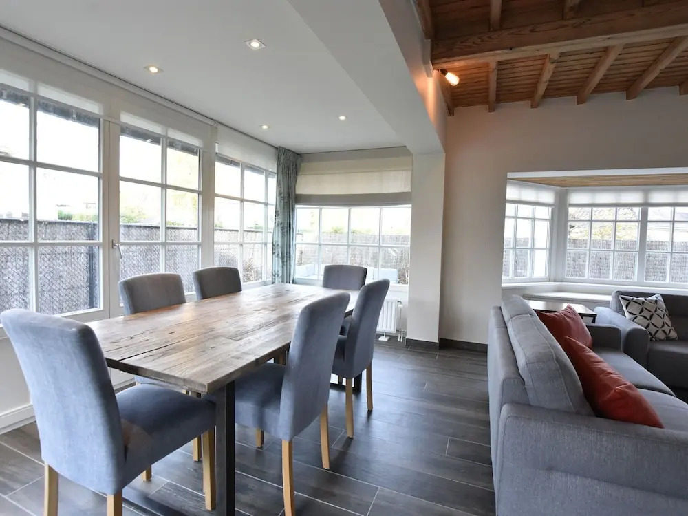 Elegant Villa in Koksijde with Garden