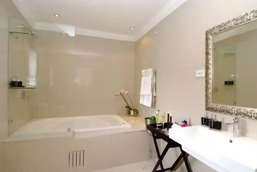 Sanchia Luxury Guest House