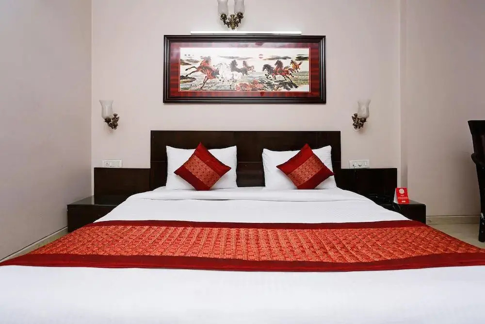 Hotel Mid Town