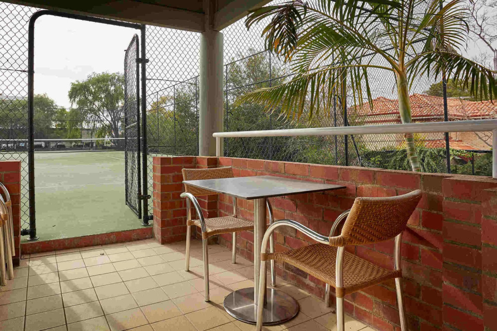 Broadwater Resort Como