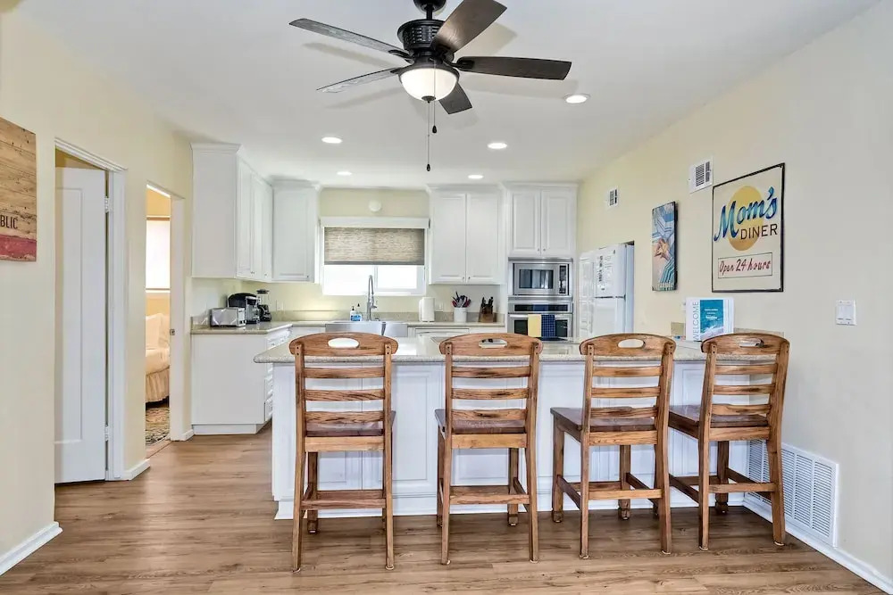 1745 S Pacific